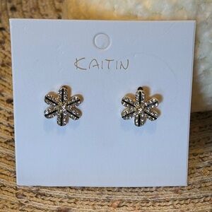 Kaitin Sparkling gold  and black Floral Earrings
